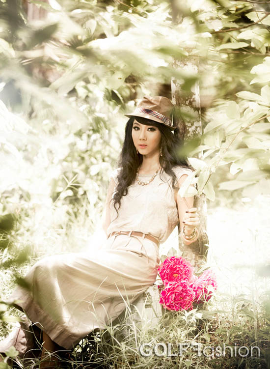 " 3 Người Đẹp " lung linh dưới nắng mai